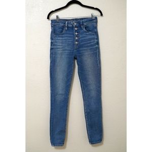 3/25 AE next level stretch button up skinny jeans